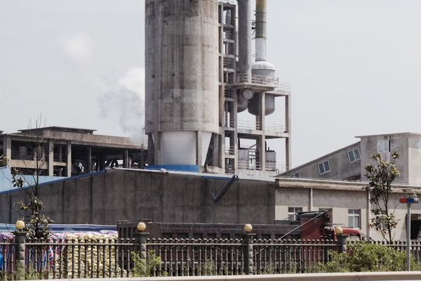 Chemical production facility with energy monitoring systems